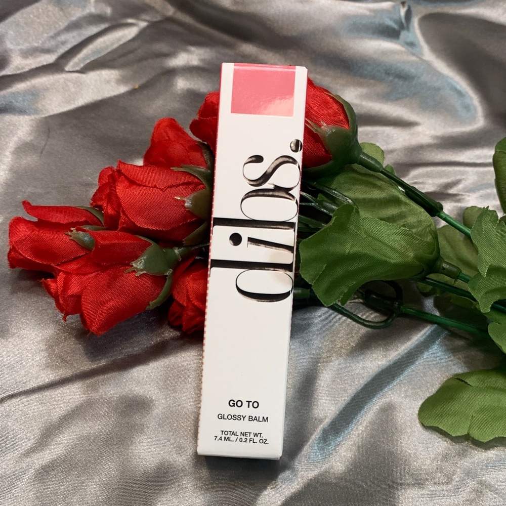 🌹 dibs. Go-To Glossy Balm “EFFORTLESS PINK” New In Box